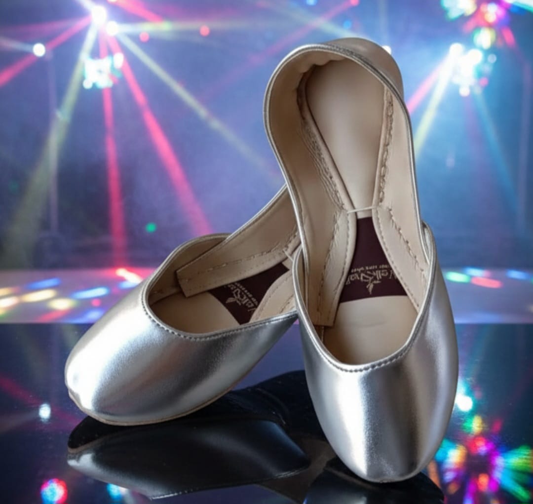 SILVER GLOW KHUSSA