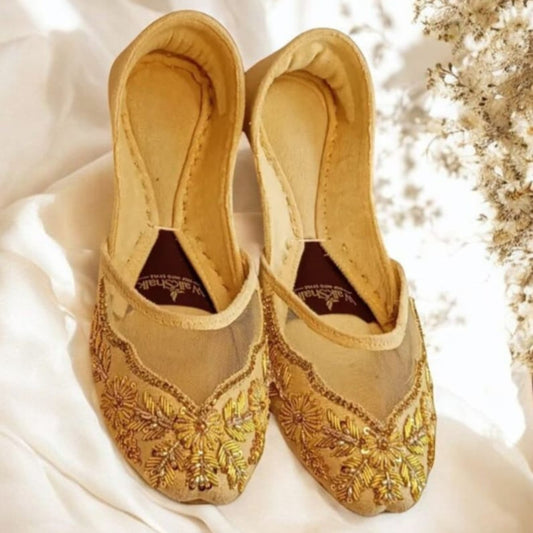 GOLDEN GRACE