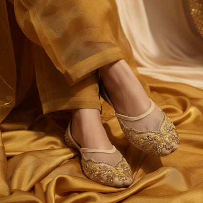 GOLDEN GRACE